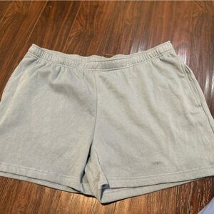 NWOT universal thread cotton shorts XXL
